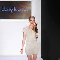 Mercedes Benz New York Fashion Week Spring 2012 - Daisy Fuentes | Picture 76055